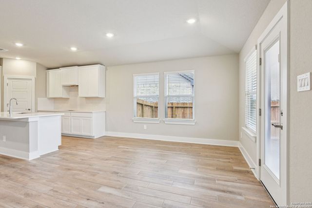 9318 Quail Crest Drive, Schertz, TX 78154