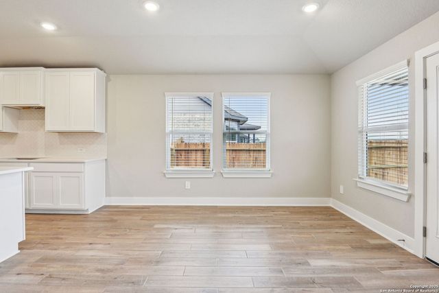 9318 Quail Crest Drive, Schertz, TX 78154