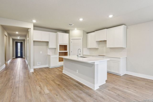 9318 Quail Crest Drive, Schertz, TX 78154