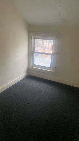 14-24 C St 18, Northbridge, MA 01588