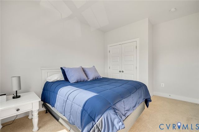 582 Hazel Dr, Henrico, VA 23233