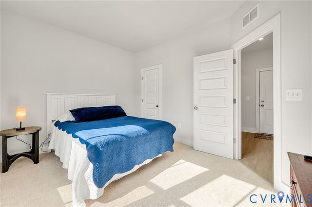 582 Hazel Dr, Henrico, VA 23233