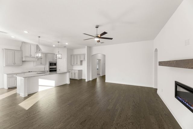 47 Magpie Street, Joshua, TX 76058