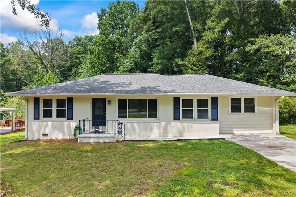 1314 Hidden Circle, Sugar Hill, GA 30518