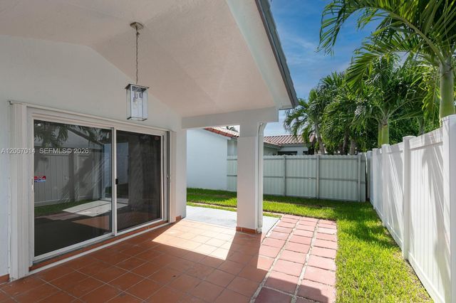 1938 SW 137th Ct, Miami, FL 33175