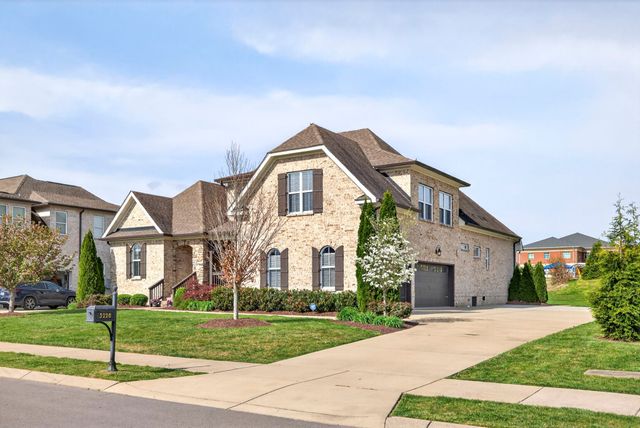 3226 Pleasantville Bridge Rd, Thompsons Station, TN 37179