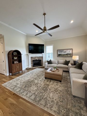 3226 Pleasantville Bridge Rd, Thompsons Station, TN 37179