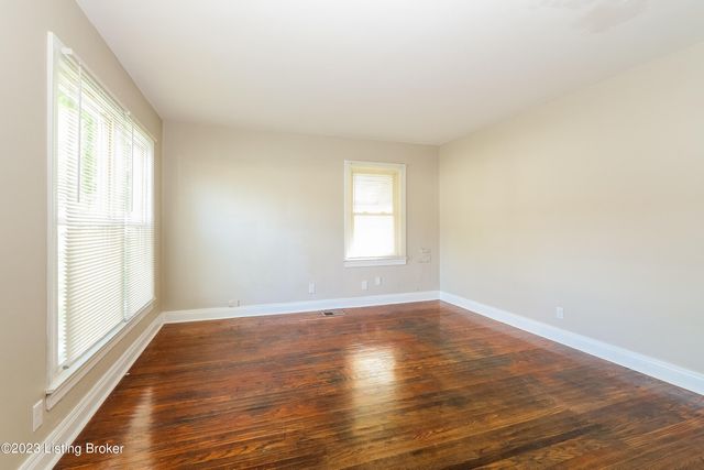 2112 McCloskey Ave, Louisville, KY 40210