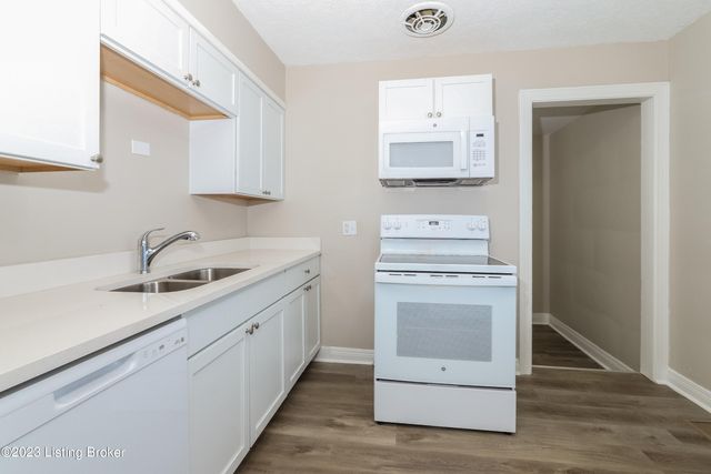 2112 McCloskey Ave, Louisville, KY 40210