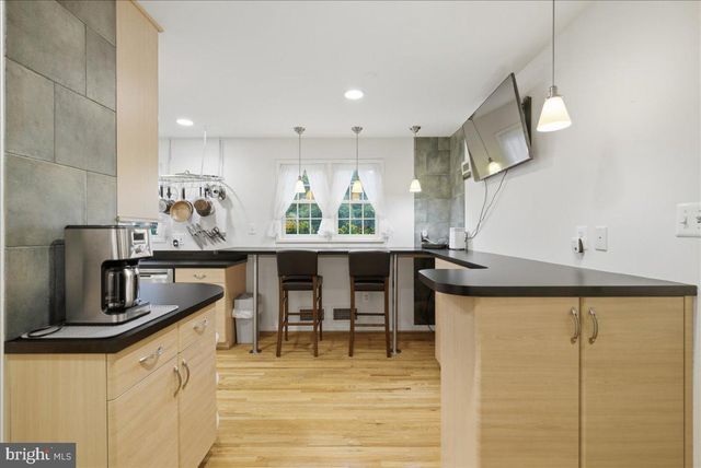 8906 TRANSUE DR, Bethesda, MD 20817