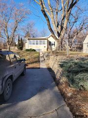 3116 N 57th Street, Omaha, NE 68104