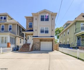 657 Jefferson Ave, Elizabeth City, NJ 07201