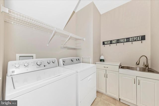 832 BUTTERFLY WEED DR, Germantown, MD 20876