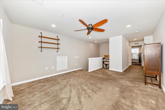 832 BUTTERFLY WEED DR, Germantown, MD 20876