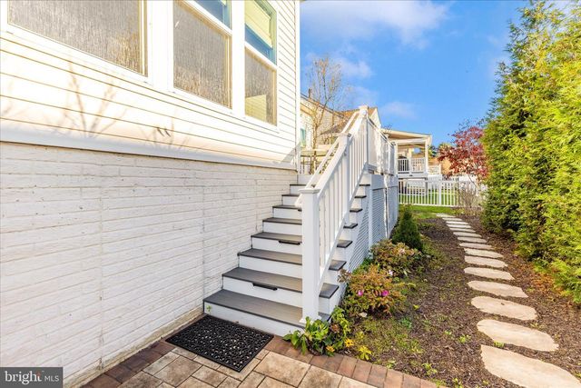 832 BUTTERFLY WEED DR, Germantown, MD 20876