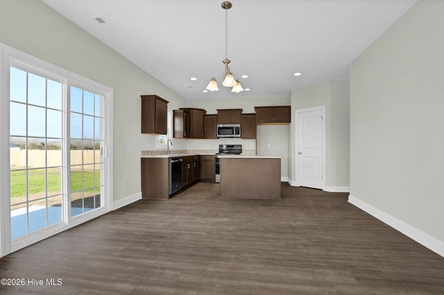 805 Calebs Creek Court, Maysville, NC 28555