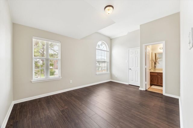 2109 Drake Falls Drive, Pearland, TX 77584