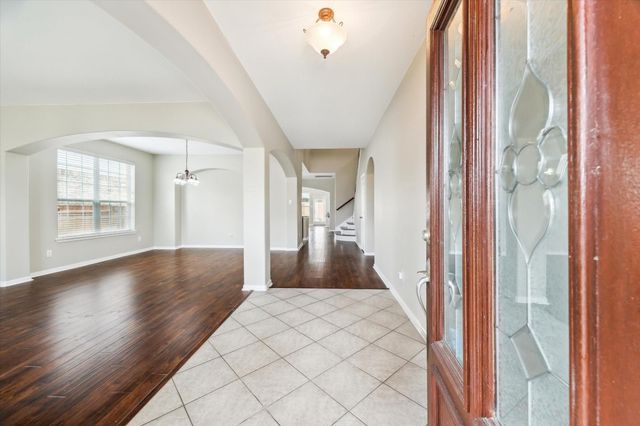 2109 Drake Falls Drive, Pearland, TX 77584