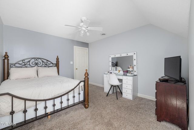 31 Hickory Point, Jonesborough, TN 37659