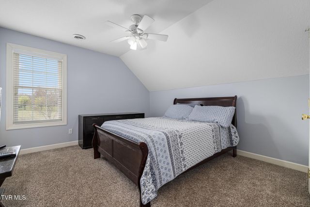 31 Hickory Point, Jonesborough, TN 37659