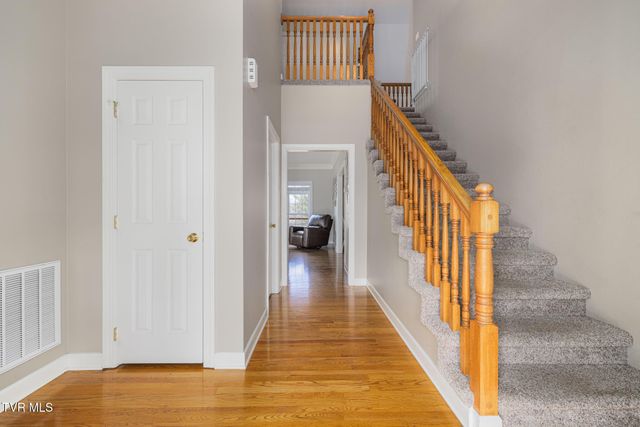 31 Hickory Point, Jonesborough, TN 37659