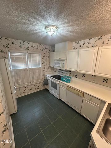 1506 Oakland Hills Way, Raleigh, NC 27604