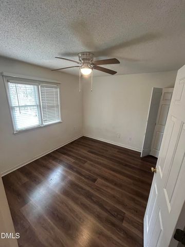 1506 Oakland Hills Way, Raleigh, NC 27604