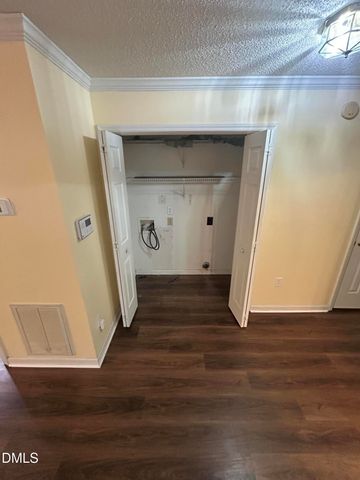 1506 Oakland Hills Way, Raleigh, NC 27604