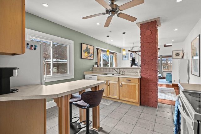 4418 N Bartlett AVENUE, Shorewood, WI 53211