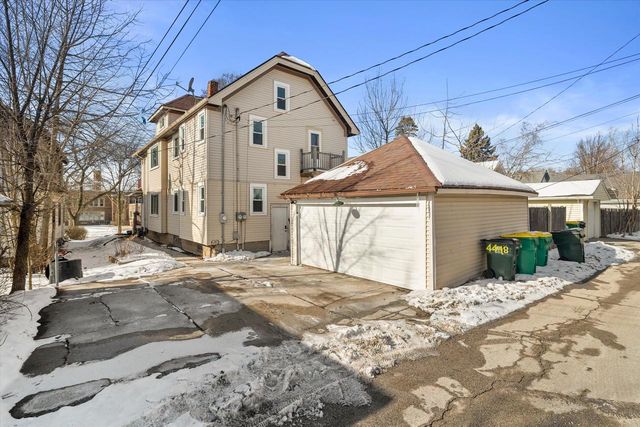 4418 N Bartlett AVENUE, Shorewood, WI 53211