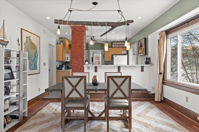 4418 N Bartlett AVENUE, Shorewood, WI 53211