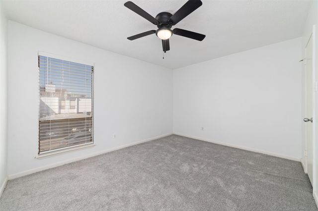 7655 S Braeswood Boulevard 5, Houston, TX 77071