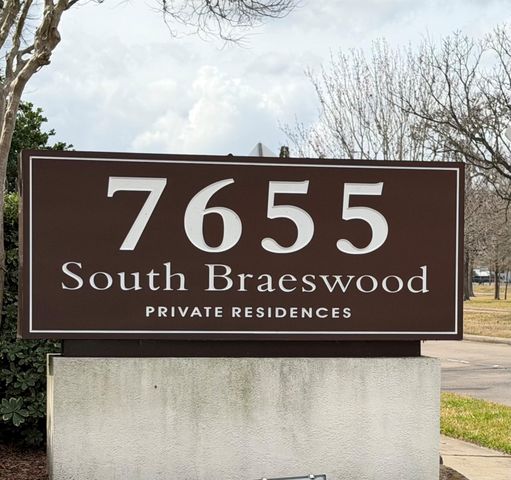 7655 S Braeswood Boulevard 5, Houston, TX 77071