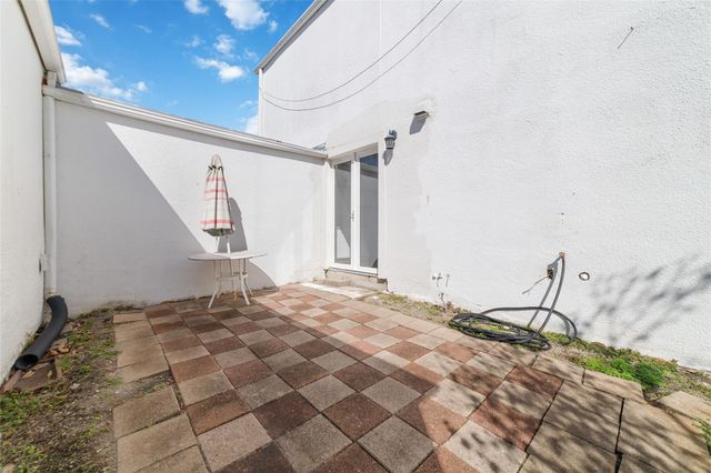 7655 S Braeswood Boulevard 5, Houston, TX 77071