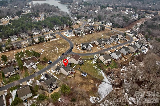 3078 Rhododendron Place, Lake Wylie, SC 29710