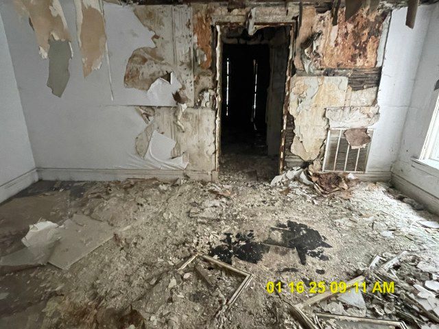 4908 S Indiana Avenue, Chicago, IL 60615