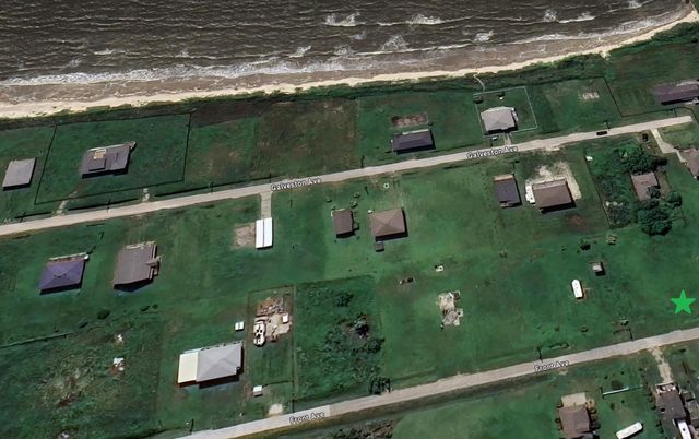 1206 Front Avenue, Port Bolivar, TX 77650