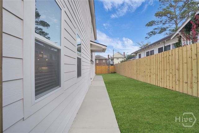 1230 E Anderson Street, Savannah, GA 31404