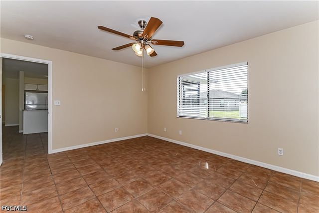 512 SW 27th TER, Cape Coral, FL 33914