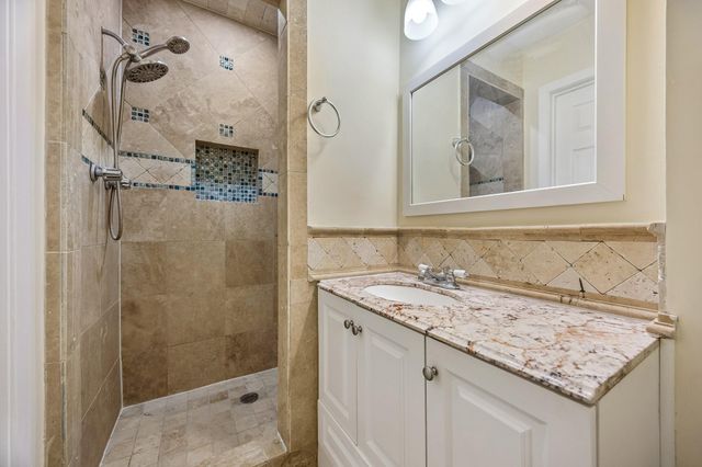 9418 Meadowbriar Lane, Houston, TX 77063