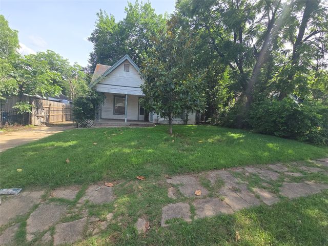 2610 Brandon Street, Dallas, TX 75211