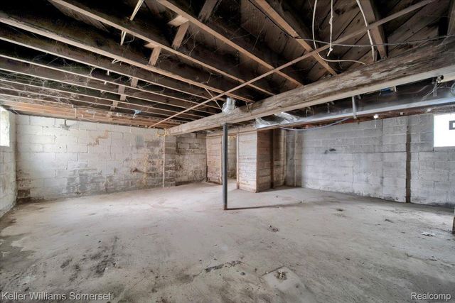 11988 Wisconsin Street, Detroit, MI 48204