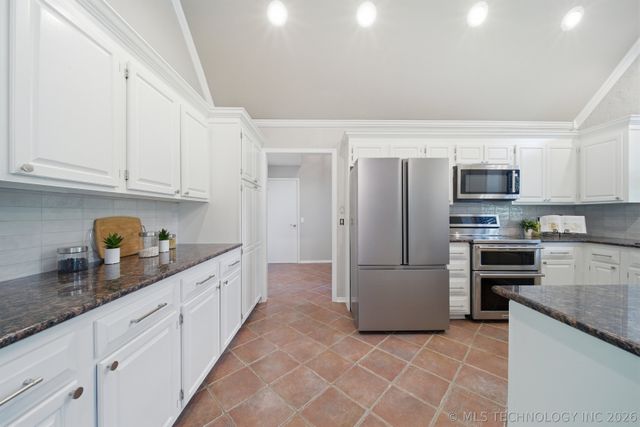 12960 E 182nd Street, Bixby, OK 74008