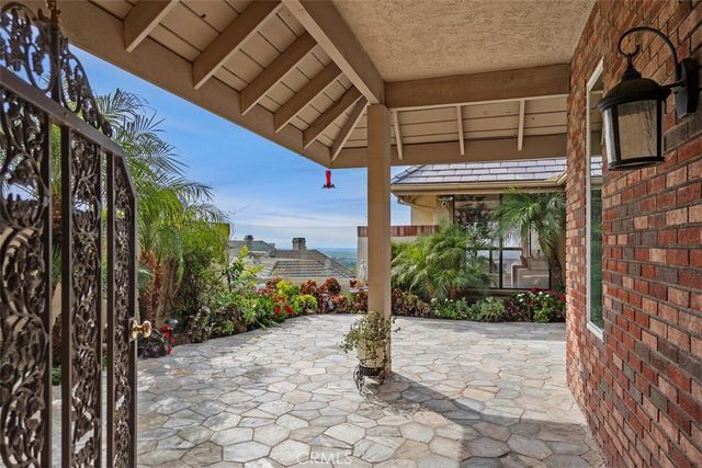 39 Harbor Ridge, Newport Beach, CA 92660