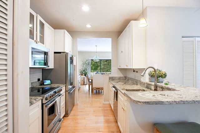 38 Landfall 38, Falmouth, MA 02540