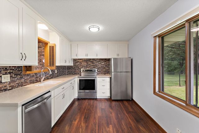 200 Rice Creek Boulevard NE, Fridley, MN 55432