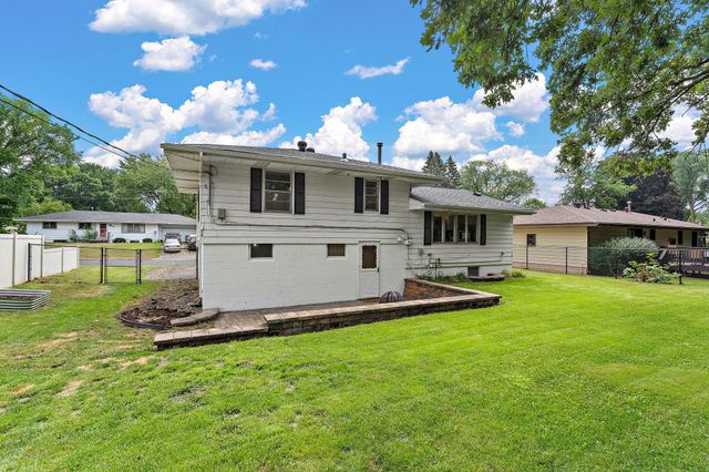 200 Rice Creek Boulevard NE, Fridley, MN 55432