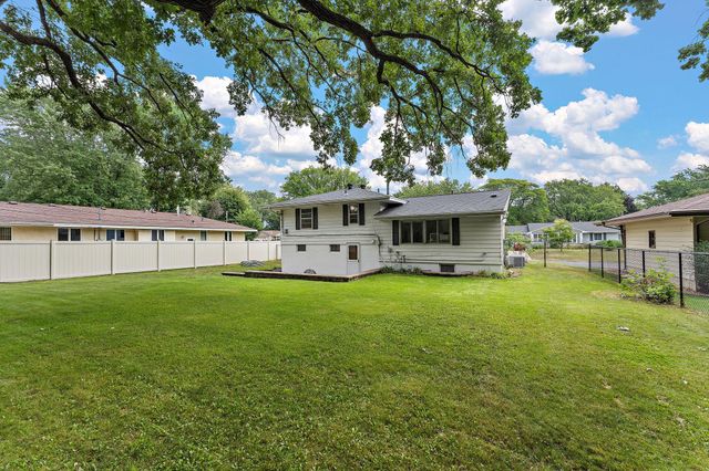 200 Rice Creek Boulevard NE, Fridley, MN 55432
