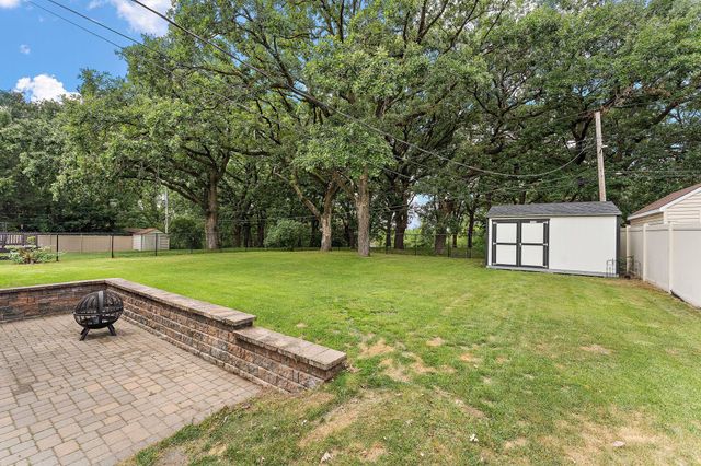 200 Rice Creek Boulevard NE, Fridley, MN 55432