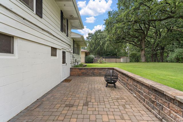 200 Rice Creek Boulevard NE, Fridley, MN 55432